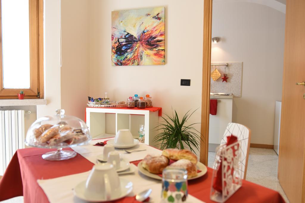 B&B La Dimora Di Iside Μπενεβέντο Δωμάτιο φωτογραφία